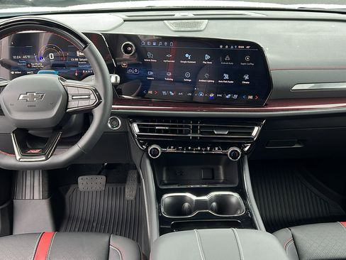 New 2026 Chevrolet Traverse RS w/ LPO, Floor Liner Package image 19