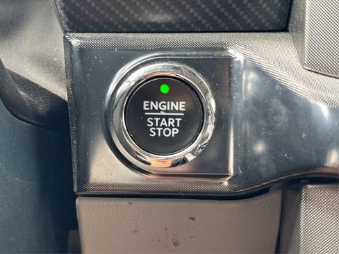 Used 2021 Ford F150 Limited image 31