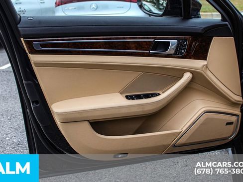 Used 2023 Porsche Panamera 4 Platinum Edition AWD/4WD image 36