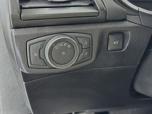 Used 2017 Ford Fusion Titanium FWD image 10