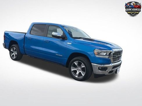 Used 2023 RAM 1500 Laramie AWD/4WD image 8