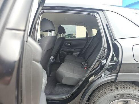 New 2026 Honda HR-V LX image 8