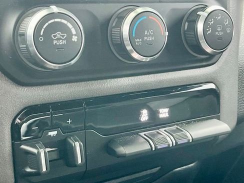 Used 2021 RAM 2500 Lone Star image 27