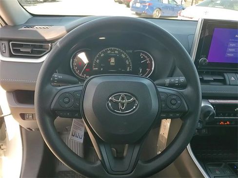 Used 2025 Toyota RAV4 LE image 13