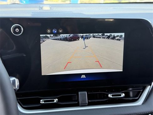 New 2026 Chevrolet Equinox LT w/ Convenience Package II image 15