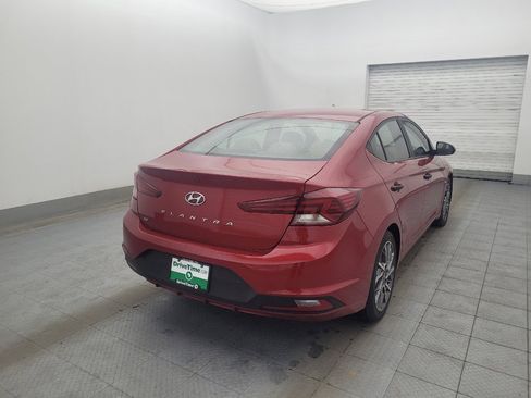 Used 2019 Hyundai Elantra SE FWD image 9