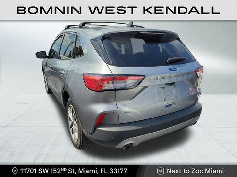 Used 2022 Ford Escape SEL image 3