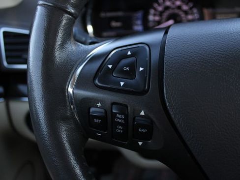 Used 2018 Lincoln MKT AWD w/ Technology Package image 10