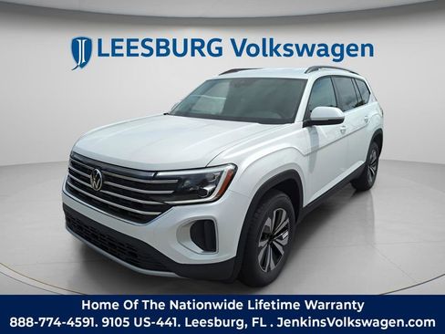 New 2026 Volkswagen Atlas SE image 9