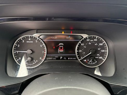 Used 2024 Nissan Pathfinder SL w/ SL Premium Package image 9