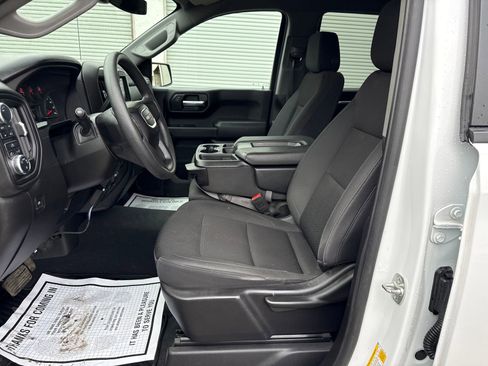 Used 2025 GMC Sierra 1500 Pro w/ Graphite Edition image 9