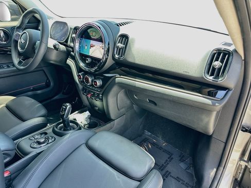 Certified 2024 MINI Cooper Countryman S w/ Premium Package FWD image 30