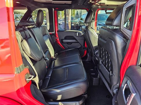 Used 2022 Jeep Wrangler Unlimited Rubicon 4xe w/ Dual Top Group image 12