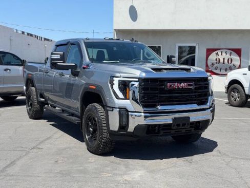 Used 2024 GMC Sierra 2500 Pro w/ 1SA Pro Safety Plus Package AWD/4WD image 1