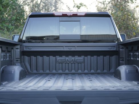 Used 2026 GMC Sierra 2500 AT4 w/ AT4 Premium Plus Package image 52