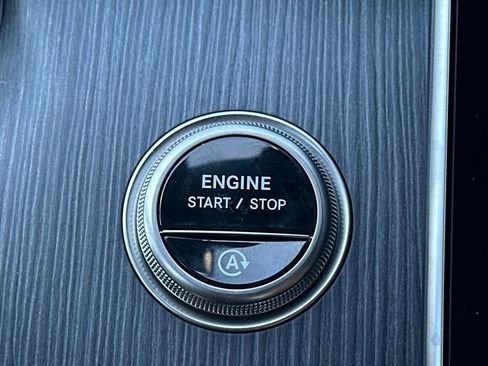 Certified 2025 Mercedes-Benz CLE 300 4MATIC Coupe image 24