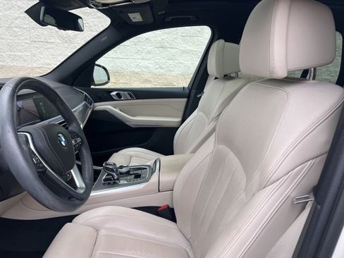 Used 2022 BMW X5 sDrive40i w/ Executive Package image 8