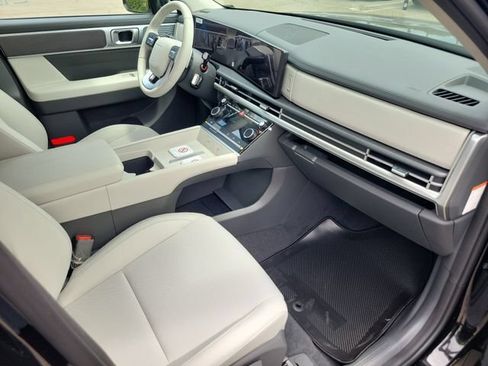 New 2026 Hyundai Santa Fe SE FWD image 19