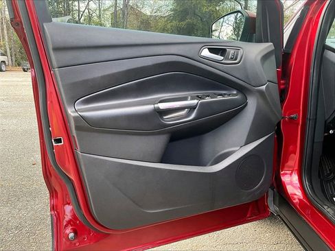 Used 2018 Ford Escape SE w/ SE Sync 3 Package image 21