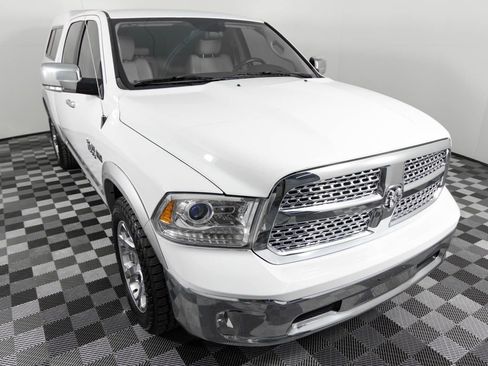 Used 2015 RAM 1500 Laramie w/ Convenience Group image 10