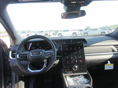 New 2027 GMC Terrain Elevation w/ Elevation Premium Package AWD/4WD image 13