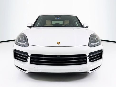 Certified 2023 Porsche Cayenne image 6