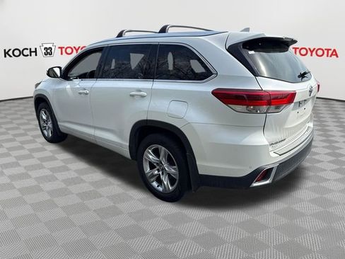 Used 2018 Toyota Highlander Limited image 6