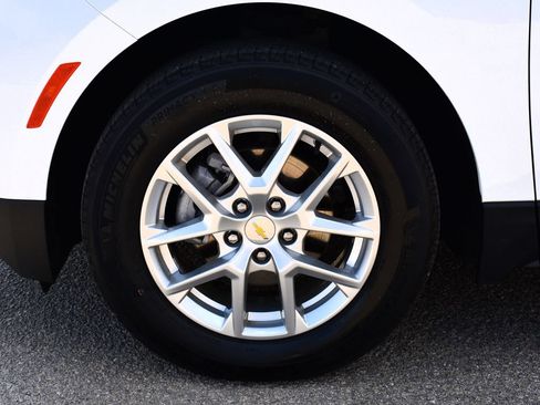 Used 2022 Chevrolet Equinox LT FWD image 6