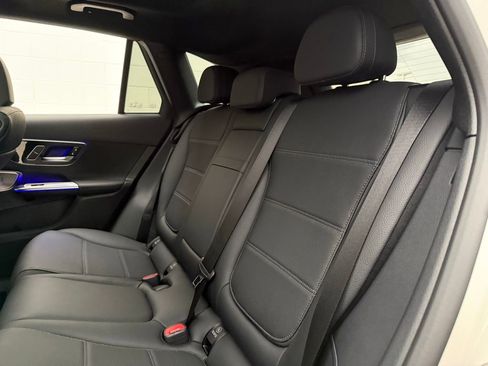 New 2026 Mercedes-Benz GLC 300 4MATIC image 34