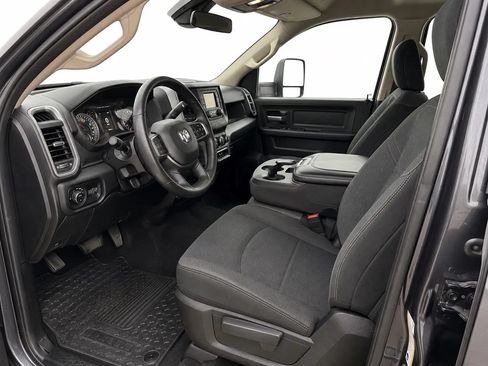 Used 2019 RAM 3500 Tradesman AWD/4WD image 14