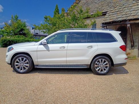 Used 2015 Mercedes-Benz GL 450 4MATIC image 8