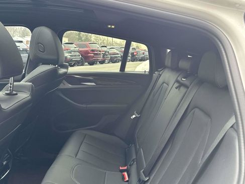 Used 2023 BMW X4 xDrive30i w/ Premium Package image 12
