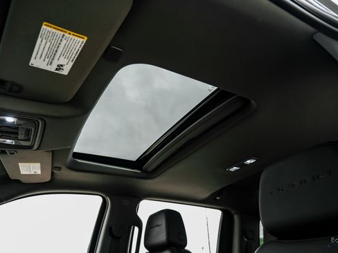 Used 2021 GMC Sierra 1500 Denali w/ Denali Ultimate Package image 38