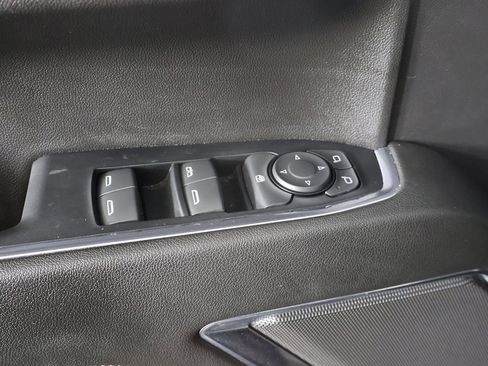 Used 2024 Chevrolet Silverado 1500 LT image 31