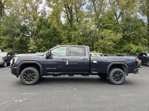 New 2026 GMC Sierra 3500 AT4 w/ AT4 Premium Plus Package image 9