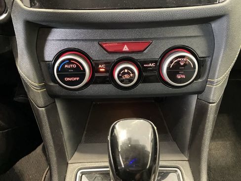 Used 2022 Subaru Crosstrek 2.5i Sport AWD/4WD image 29