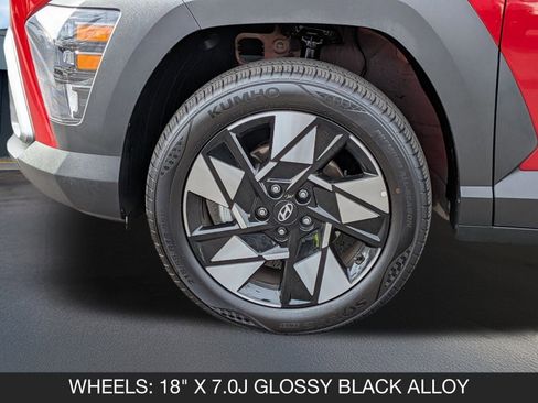 Used 2025 Hyundai Kona SEL image 11