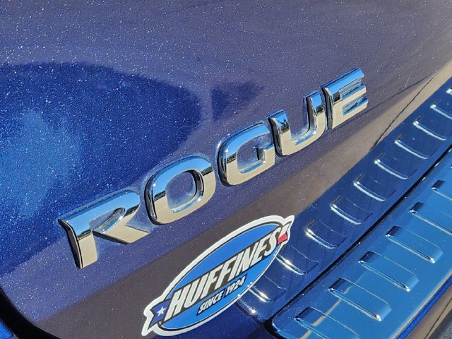 Used 2020 Nissan Rogue SL AWD/4WD image 11