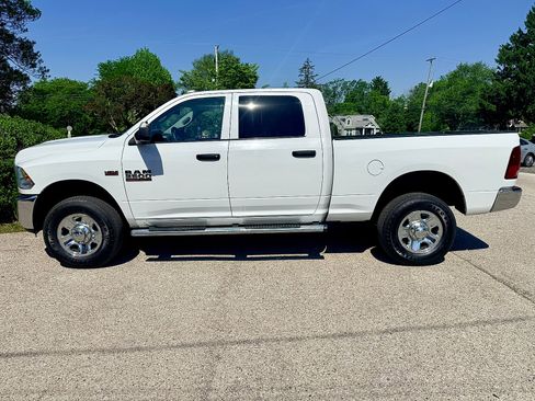 Used 2018 RAM 2500 Tradesman w/ Chrome Appearance Group AWD/4WD image 7