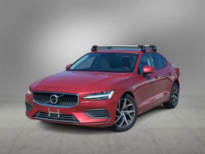 Used 2020 Volvo S60 T6 Momentum