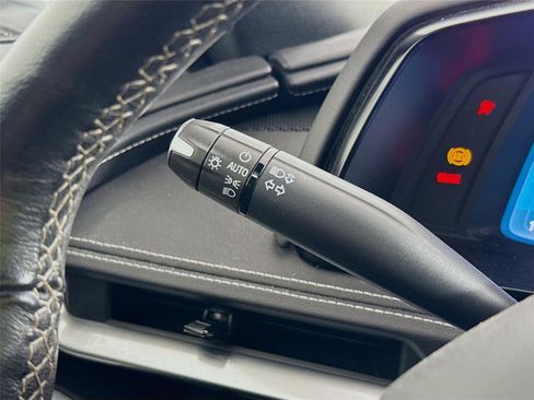 Used 2023 Chevrolet Corvette Stingray Coupe image 5