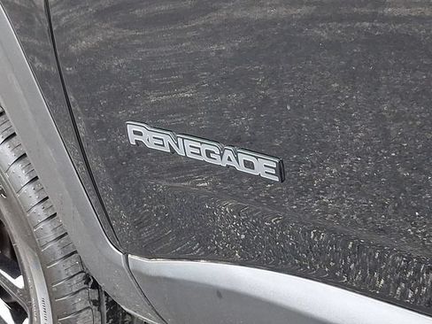 Used 2023 Jeep Renegade Altitude w/ Sun/Sound Group AWD/4WD image 31