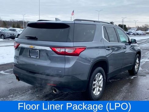 Used 2019 Chevrolet Traverse LT image 3