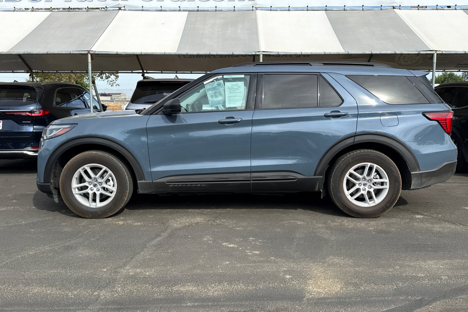 Used 2026 Ford Explorer Active RWD image 7