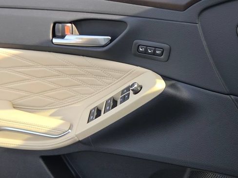 Used 2020 Toyota Avalon Limited w/ Advanced Safety Package FWD image 26