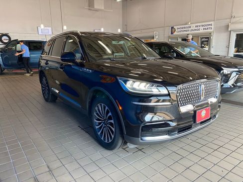 Used 2022 Lincoln Aviator Reserve image 47