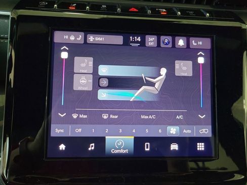 Used 2023 Jeep Grand Cherokee Altitude image 44