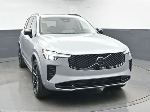 New 2026 Volvo XC90 T8 Ultra w/ Protection Package Premier AWD/4WD image 2