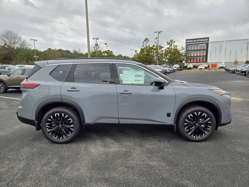 New 2026 Nissan Rogue SV image 5