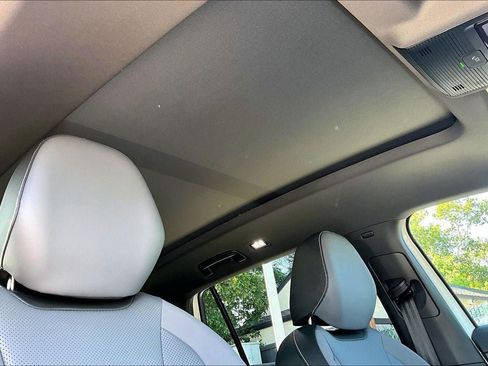 New 2026 Volkswagen Tiguan SE R-Line AWD/4WD image 26
